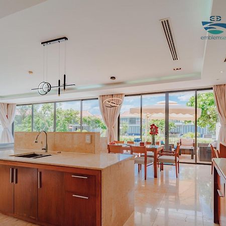 Emblem Sea 4 Bedroom Villas Da Nang Dış mekan fotoğraf